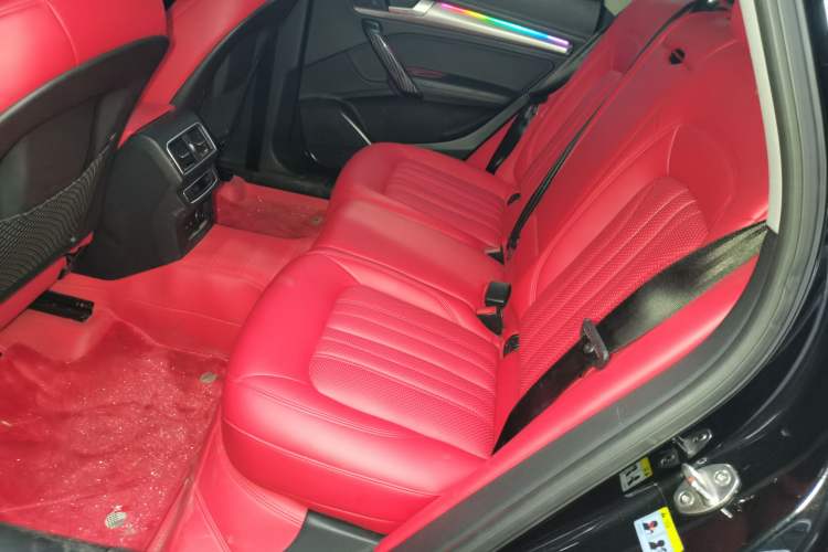 Used Audi Q5L 2020 45 TFSI Prestige Fashion Model Left Rear Seat