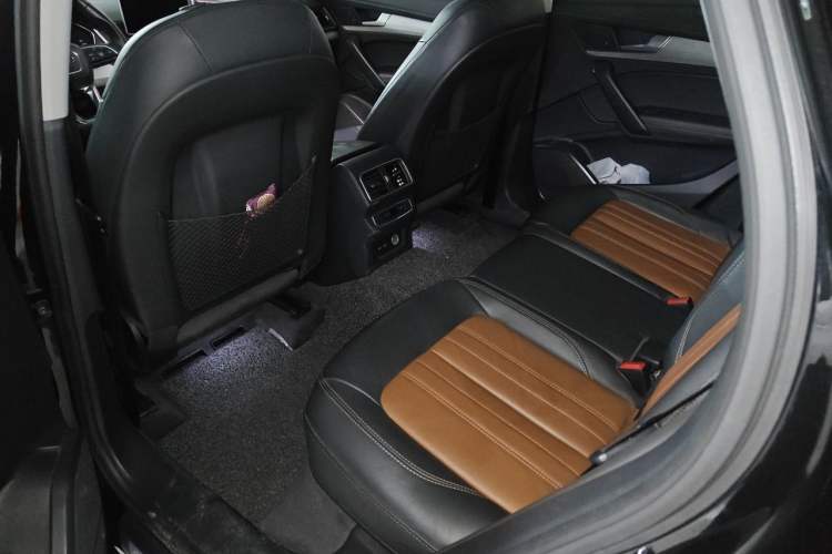 Used Audi Q5L 2020 Updated 40 TFSI Prestige Fashion Edition Left Rear Seat
