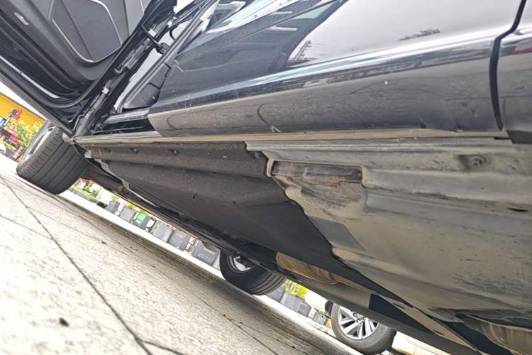 Used Audi Q5L 2020 40 TFSI Prestige Fashion Edition Left Side Sill
