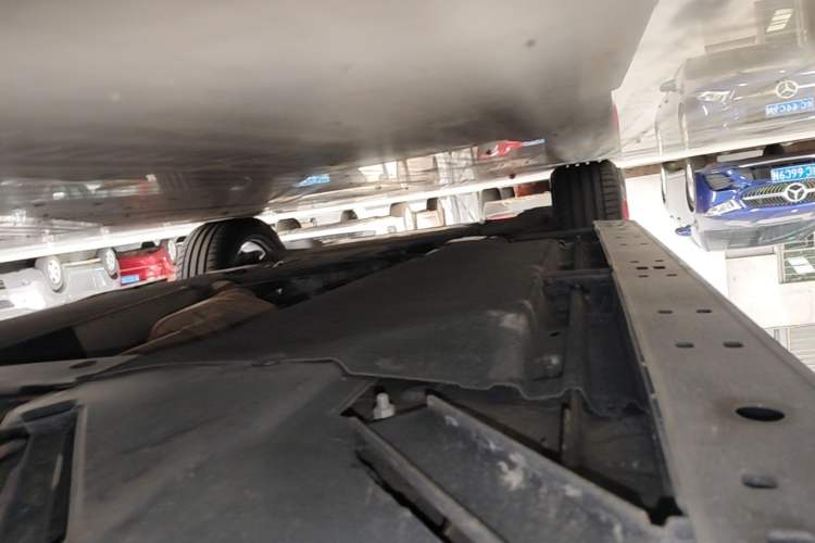Used Audi Q5L 2020 45 TFSI Prestige Fashion Model Left Side Sill