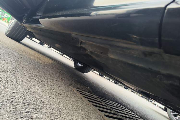 Used Audi Q5L 2020 Updated 40 TFSI Prestige Fashion Edition Left Side Sill