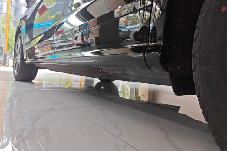 Used Audi Q5L 2020 Updated 40 TFSI Prestige Fashion Edition Left Side Sill