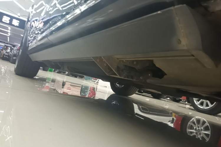 Used Audi Q5L 2020 45 TFSI Prestige Fashion Model Left Side Sill
