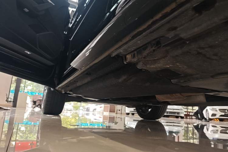 Used Audi Q5L 2020 45 TFSI Prestige Fashion Model Left Side Sill