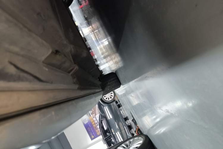 Used Audi Q5L 2020 40 TFSI Prestige Edition Left Side Sill