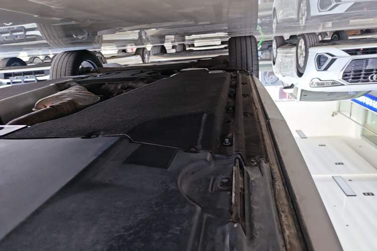 Used Audi Q5L 2020 40 TFSI Prestige Edition Left Side Sill