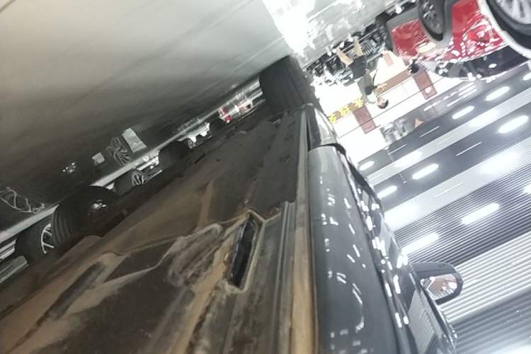 Used Audi Q5L 2020 45 TFSI Prestige Fashion Model Left Side Sill