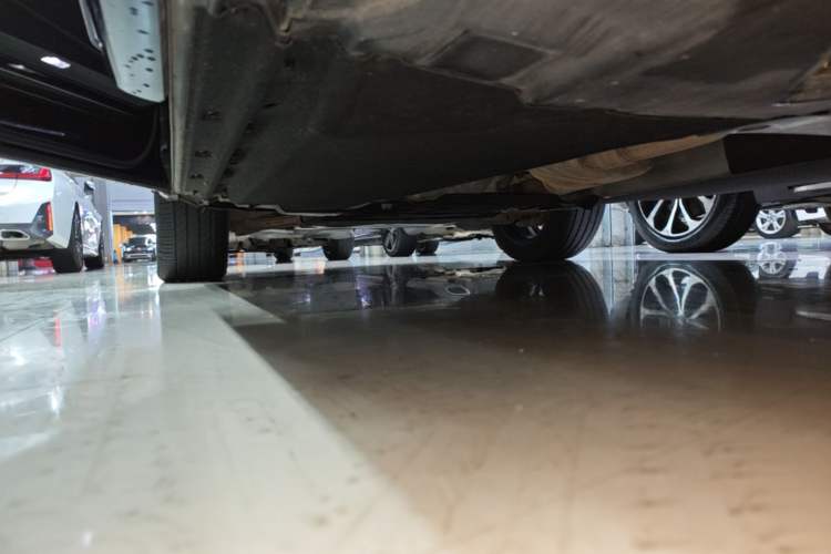 Used Audi Q5L 2020 45 TFSI Prestige Fashion Model Left Side Sill