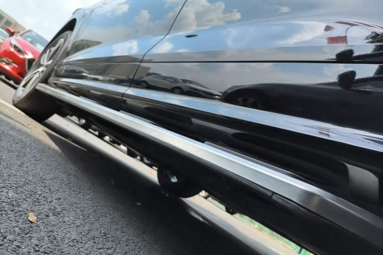 Used Audi Q5L 2020 Updated 40 TFSI Prestige Fashion Edition Left Side Sill