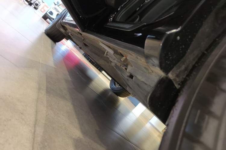 Used Audi Q5L 2020 40 TFSI Prestige Fashion Edition Left Side Sill