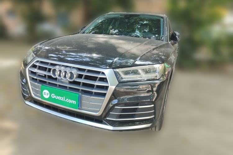 Używany Audi Q5L 2020 45 TFSI Prestige Fashion Model Guazi used car, China used car export, Used car for sale, Used cars, Cheapest cars for sale
