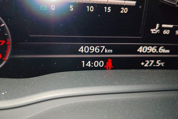 Used Audi Q5L 2020 40 TFSI Prestige Fashion Edition Odometer Close Up