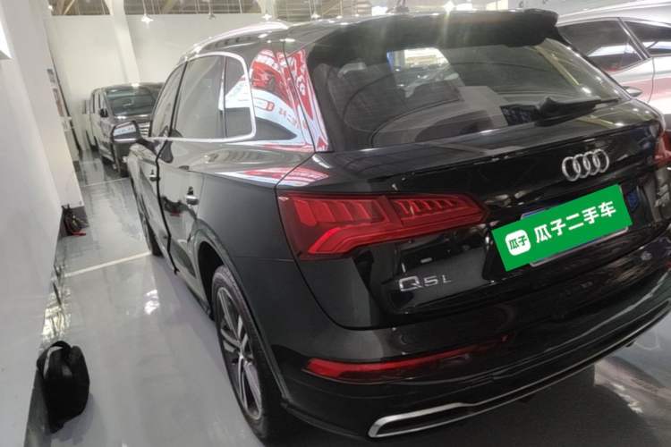 Used Audi Q5L 2020 Updated 40 TFSI Prestige Fashion Edition Rear Left 45 Deg