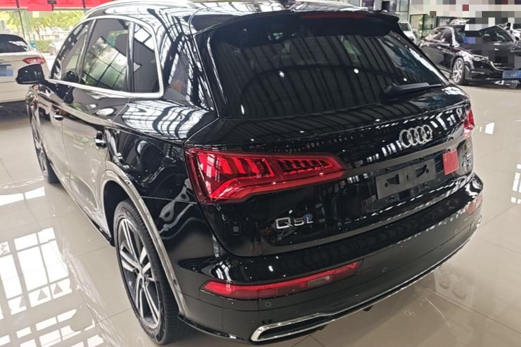 Used Audi Q5L 2020 45 TFSI Prestige Fashion Model Rear Left 45 Deg