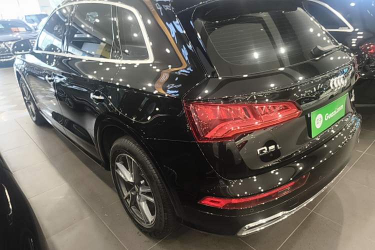 Used Audi Q5L 2020 Updated 40 TFSI Prestige Fashion Edition Rear Left 45 Deg