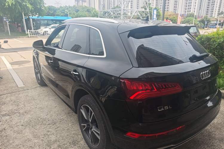 Used Audi Q5L 2020 Updated 40 TFSI Prestige Fashion Edition Rear Left 45 Deg