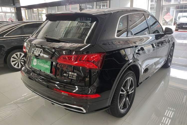 Used Audi Q5L 2020 Updated 40 TFSI Prestige Fashion Edition Rear Right 45 Deg