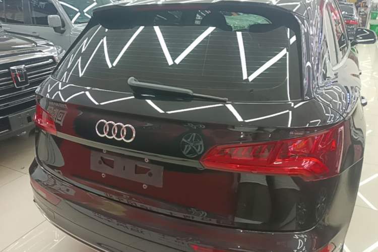 Used Audi Q5L 2020 45 TFSI Prestige Fashion Model Rear Right 45 Deg