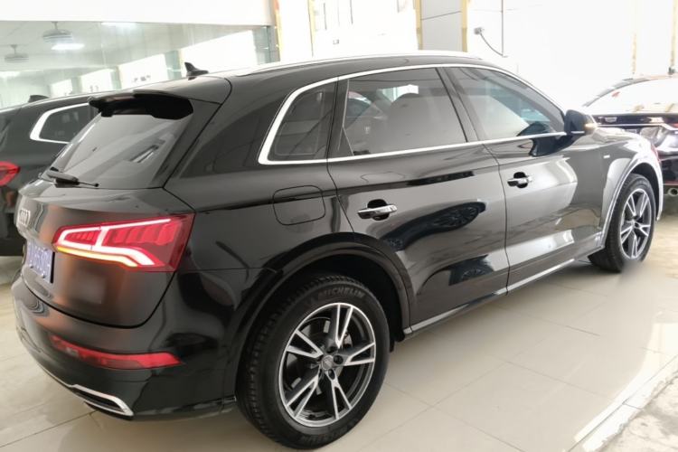 Used Audi Q5L 2020 Updated 40 TFSI Prestige Fashion Edition Rear Right 45 Deg