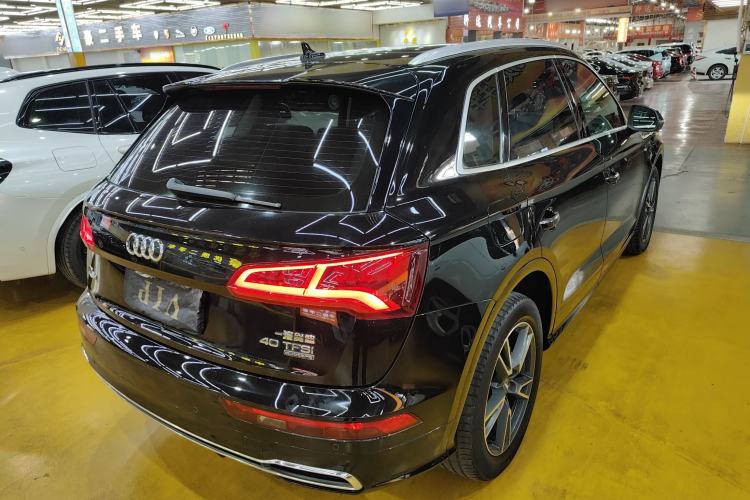 Used Audi Q5L 2020 Updated 40 TFSI Prestige Fashion Edition Rear Right 45 Deg