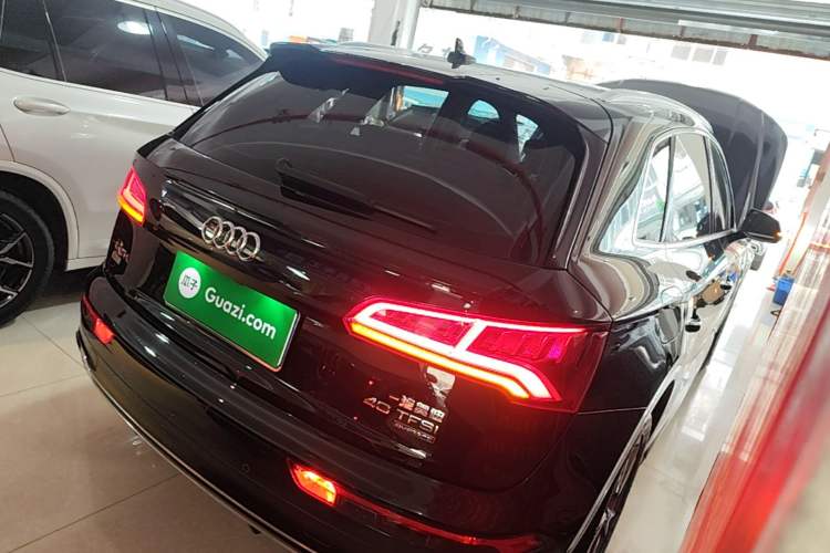 Used Audi Q5L 2020 Updated 40 TFSI Prestige Fashion Edition Rear Right 45 Deg