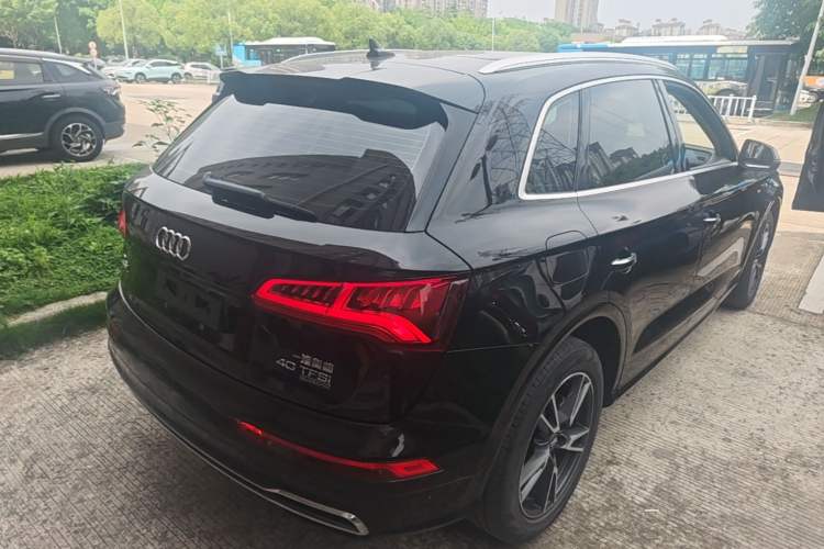Used Audi Q5L 2020 Updated 40 TFSI Prestige Fashion Edition Rear Right 45 Deg
