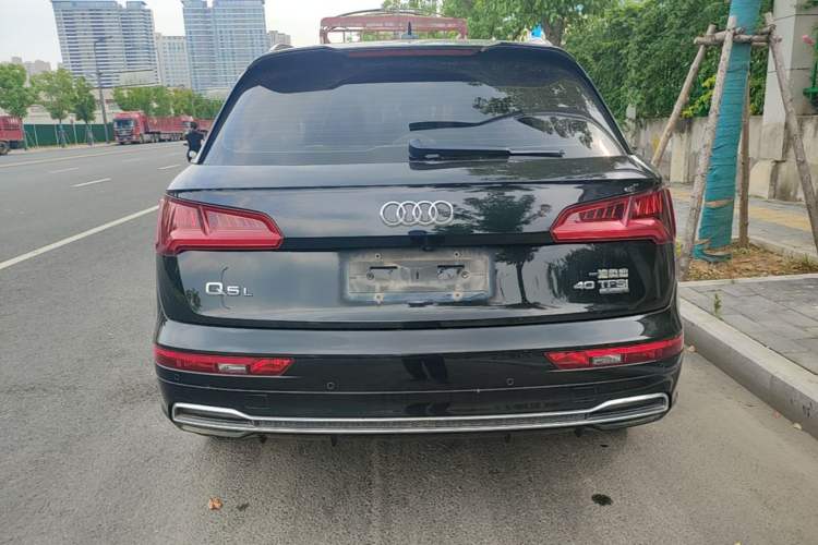 Used Audi Q5L 2020 Updated 40 TFSI Prestige Fashion Edition Rear