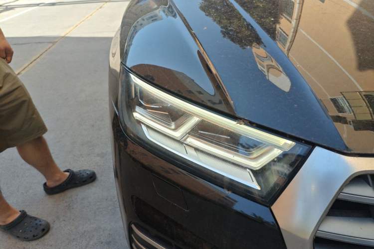 Used Audi Q5L 2020 Updated 40 TFSI Prestige Fashion Edition Right Front Headlight