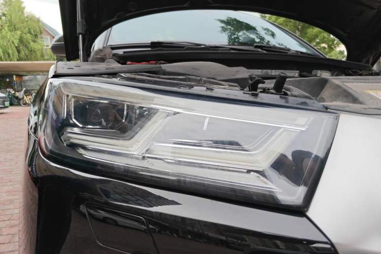 Used Audi Q5L 2020 40 TFSI Prestige Fashion Edition Right Front Headlight