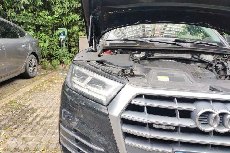 Used Audi Q5L 2020 Updated 40 TFSI Prestige Fashion Edition Right Front Headlight
