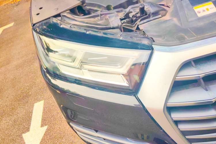 Used Audi Q5L 2020 Updated 40 TFSI Prestige Fashion Edition Right Front Headlight
