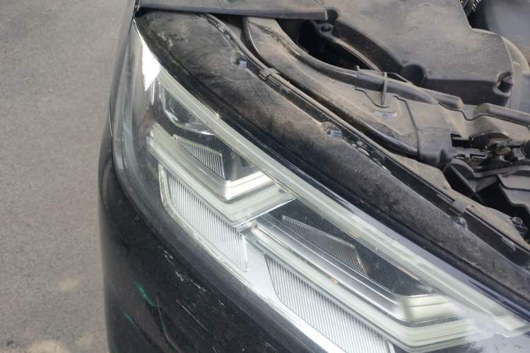 Used Audi Q5L 2020 Updated 40 TFSI Prestige Fashion Edition Right Front Headlight