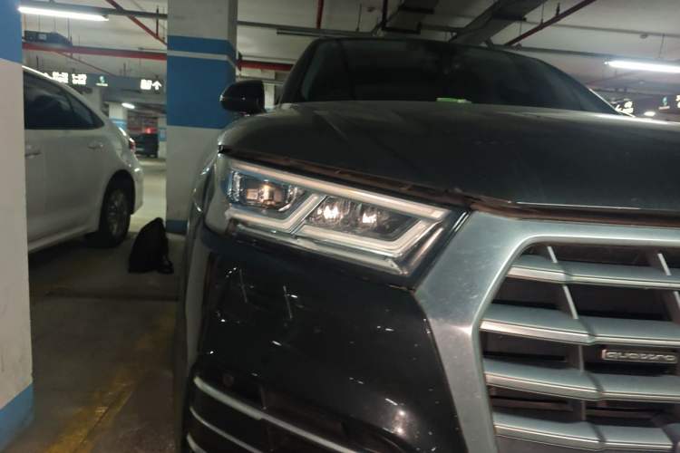 Used Audi Q5L 2020 Updated 40 TFSI Prestige Fashion Edition Right Front Headlight