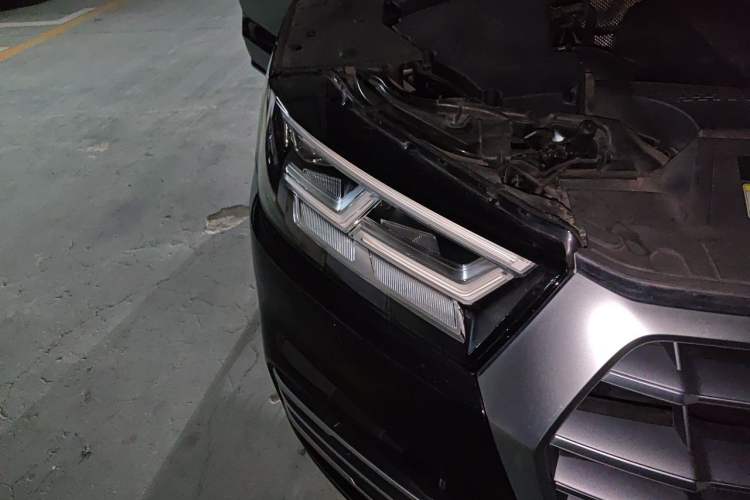 Used Audi Q5L 2020 45 TFSI Prestige Fashion Model Right Front Headlight