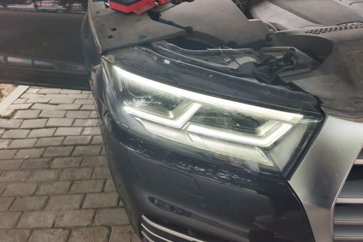 Used Audi Q5L 2020 Updated 40 TFSI Prestige Fashion Edition Right Front Headlight