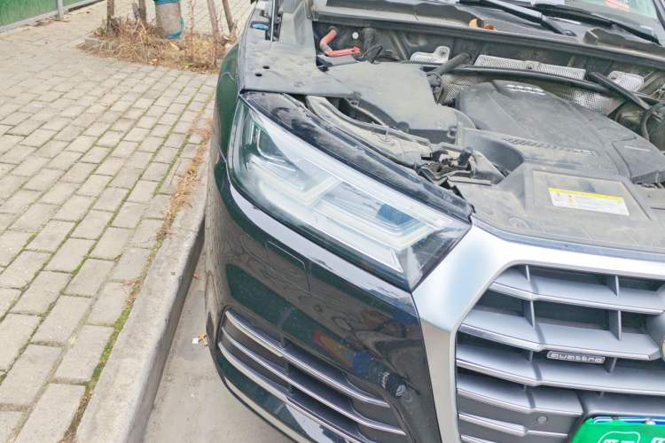 Used Audi Q5L 2020 Updated 40 TFSI Prestige Fashion Edition Right Front Headlight