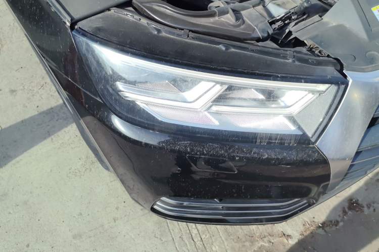 Used Audi Q5L 2020 45 TFSI Prestige Fashion Model Right Front Headlight