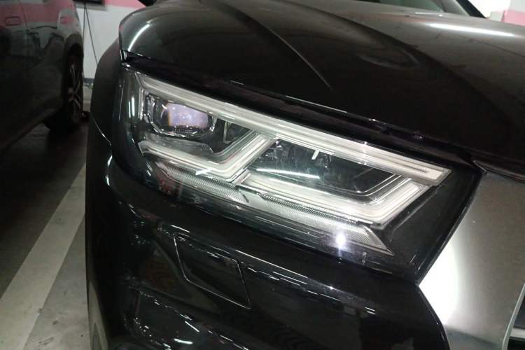 Used Audi Q5L 2020 45 TFSI Prestige Fashion Model Right Front Headlight