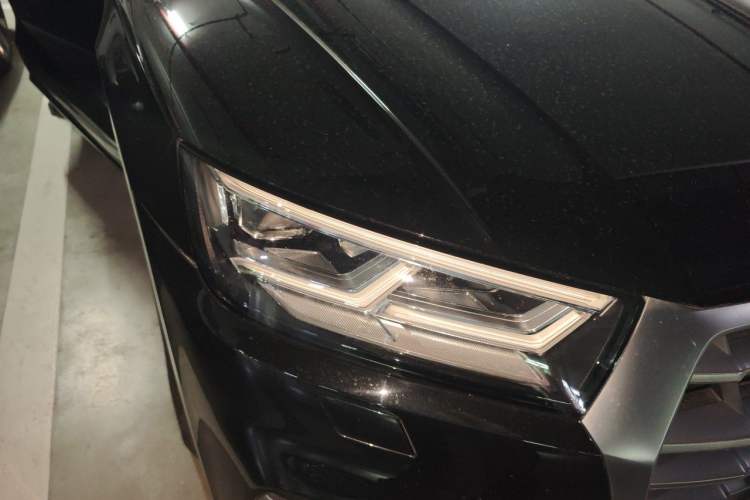 Used Audi Q5L 2020 Updated 40 TFSI Prestige Fashion Edition Right Front Headlight