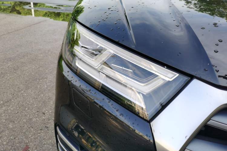 Used Audi Q5L 2020 40 TFSI Prestige Fashion Edition Right Front Headlight