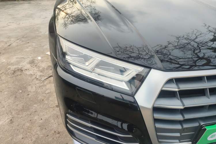 Used Audi Q5L 2020 45 TFSI Prestige Sport Edition Right Front Headlight