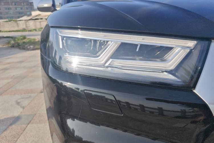 Used Audi Q5L 2020 45 TFSI Prestige Fashion Model Right Front Headlight