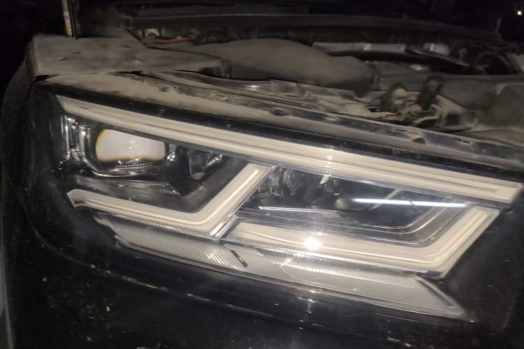Used Audi Q5L 2020 Updated 40 TFSI Prestige Fashion Edition Right Front Headlight