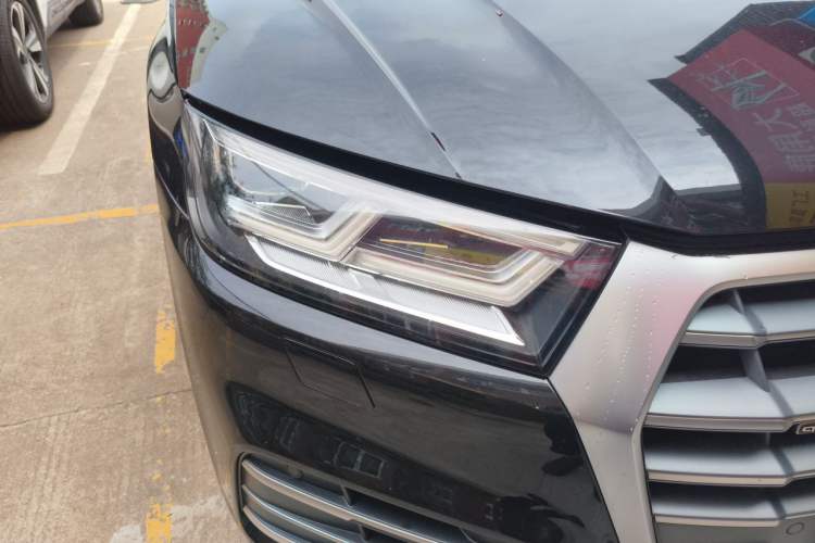Used Audi Q5L 2020 45 TFSI Prestige Fashion Model Right Front Headlight
