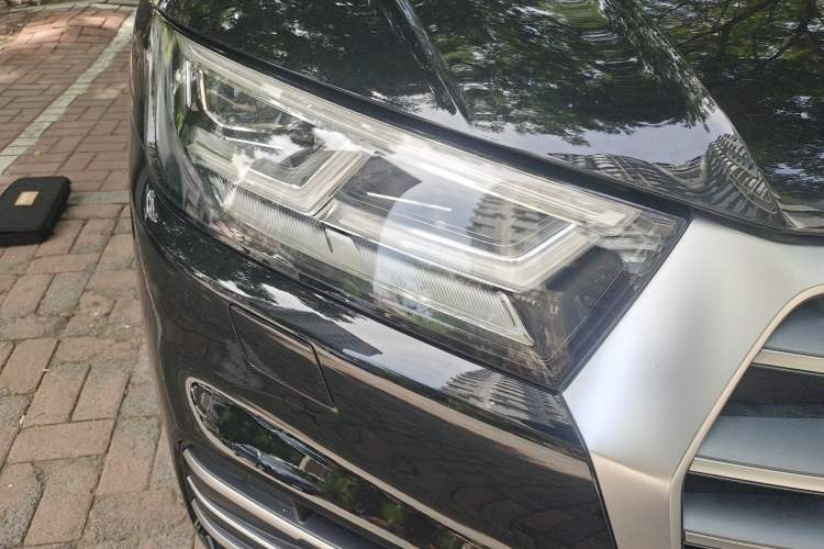 Used Audi Q5L 2020 Updated 40 TFSI Prestige Fashion Edition Right Front Headlight
