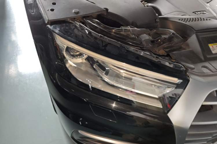 Used Audi Q5L 2020 40 TFSI Prestige Edition Right Front Headlight