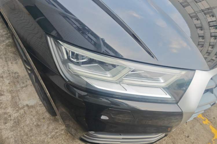 Used Audi Q5L 2020 45 TFSI Prestige Fashion Model Right Front Headlight