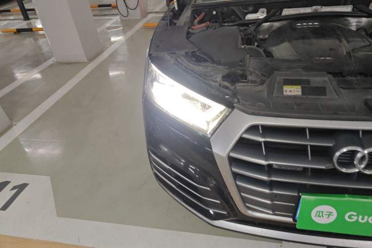 Used Audi Q5L 2020 Updated 40 TFSI Prestige Fashion Edition Right Front Headlight