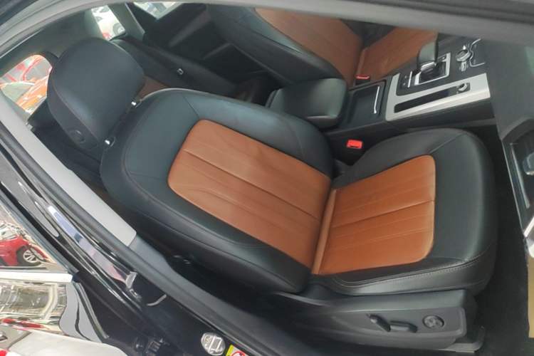 Used Audi Q5L 2020 Updated 40 TFSI Prestige Fashion Edition Right Front Seat