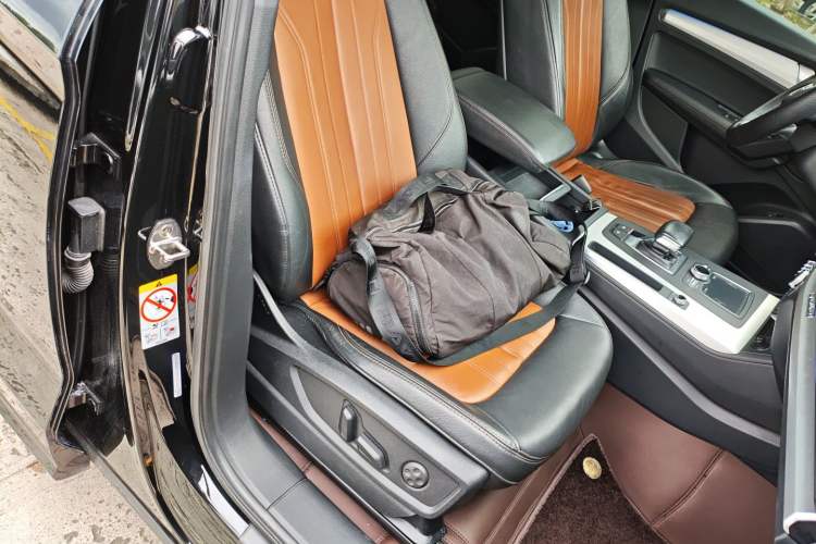 Used Audi Q5L 2020 Updated 40 TFSI Prestige Fashion Edition Right Front Seat